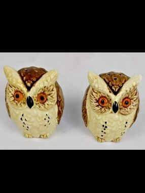 Vintage Japan Owl Salt & Pepper Shakers Pair Ceramic